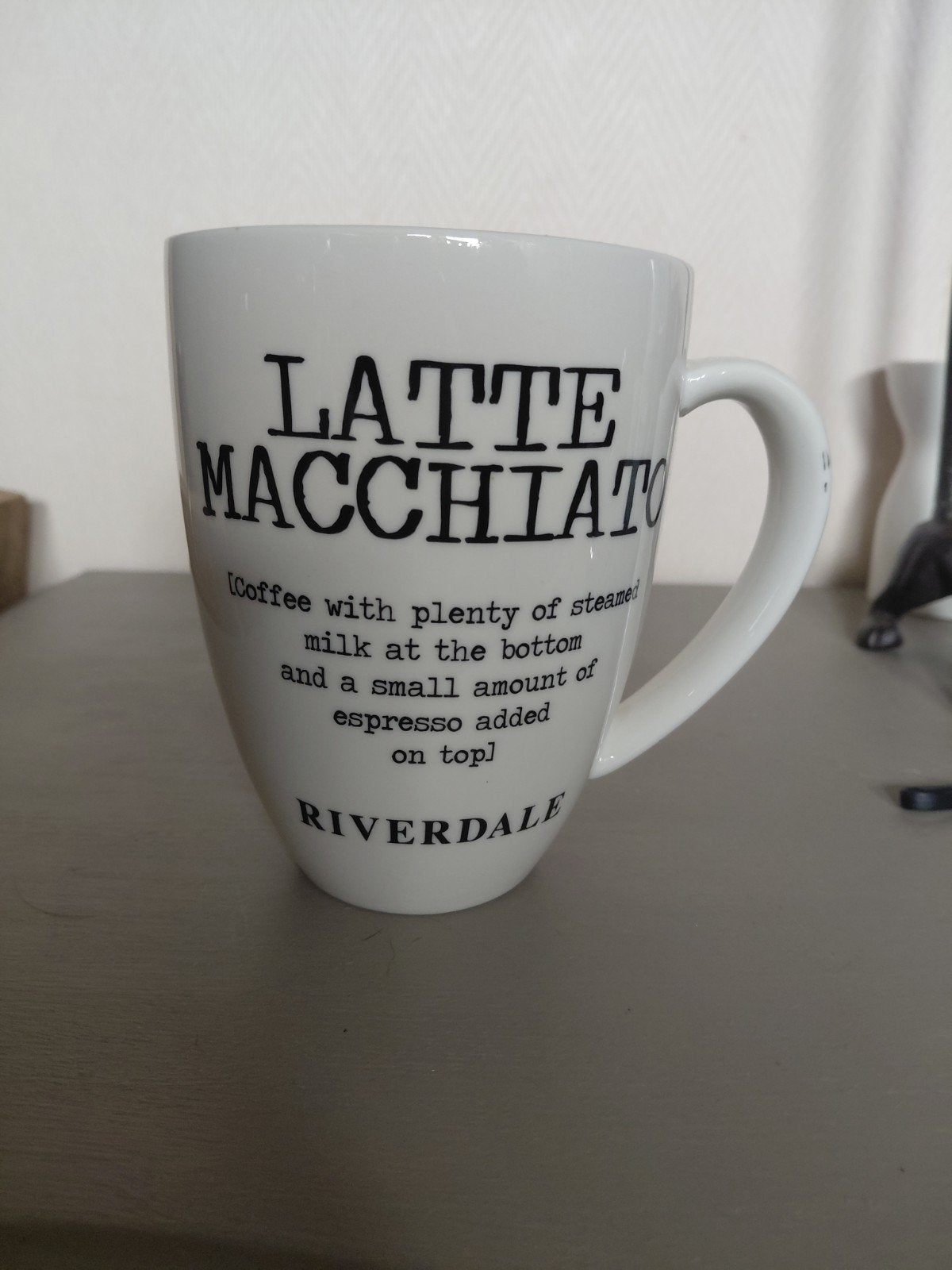 Xl beker Riverdale Latte macciato, Ophalen of Verzenden, Nieuw, Overige stijlen, Kop(pen) en/of Schotel(s)