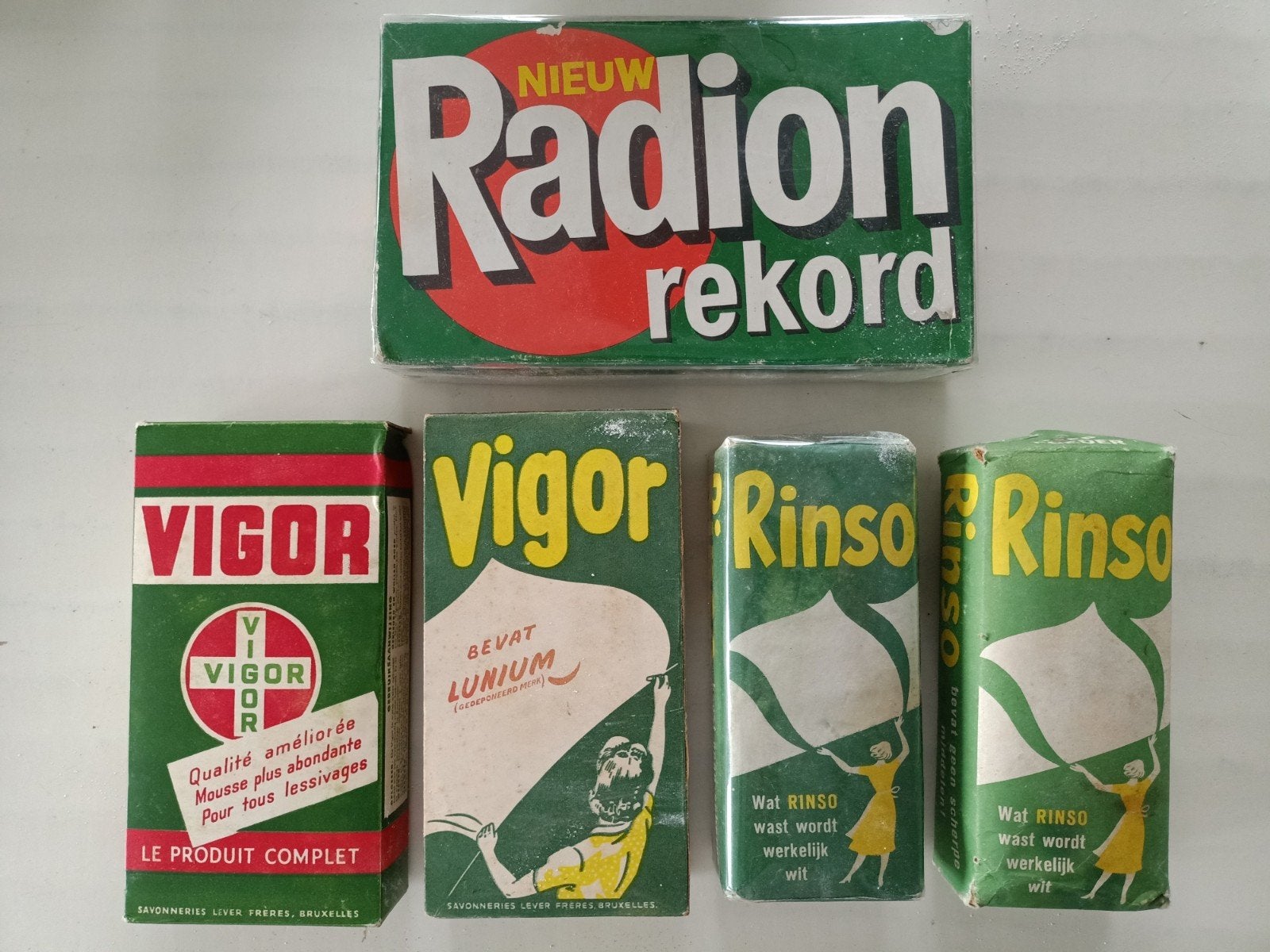 Antieke zeep wasmiddel brocante verpakkingen, Ophalen, Gebruikt, (Water)pijp
