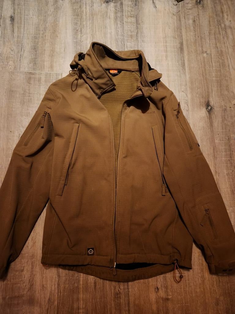 Pentagon Artaxes SF Softshell Jas - Maat M - Khaki/Bruin, Kleding | Heren, Jassen | Zomer, Bruin, Maat 48/50 (M), Ophalen of Verzenden