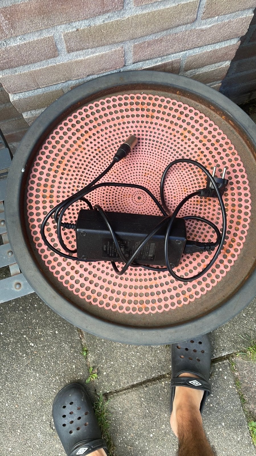 Charger, Fietsen en Brommers, Zo goed als nieuw