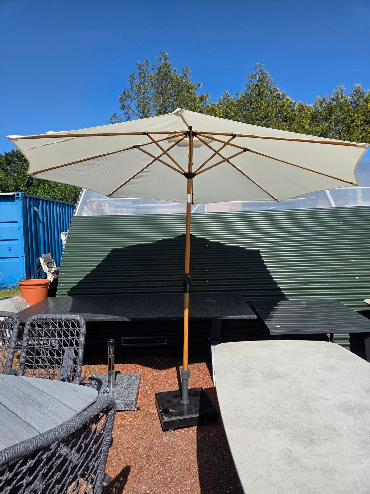 Parasol 350cm rond met granieten parasolvoet €125, Tuin en Terras, Parasols, Ophalen, Minder dan 1 meter, Parasolvoet