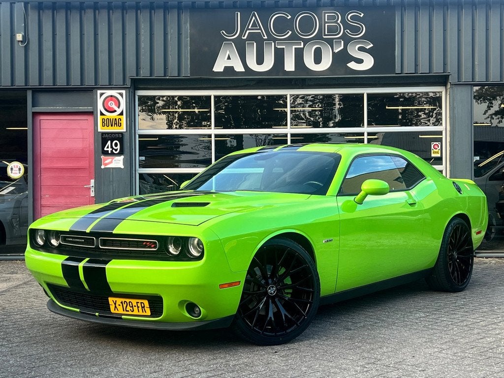 Dodge CHALLENGER 5,7 HEMI automaat, Automaat, Achterwielaandrijving, Gebruikt, 5654 cc