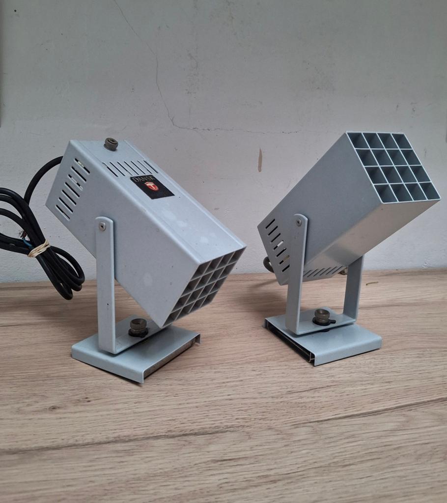 Set Deense vintage jaren 70 grijze Davids Lampe spots., Huis en Inrichting, Lampen | Spots, Ophalen of Verzenden, Metaal of Aluminium