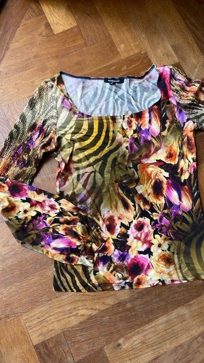 Roccobarocco Top met Bloemen- en Zebraprint italiaans mt 36, Kleding | Dames, Overige kleuren, Ophalen of Verzenden, Zo goed als nieuw