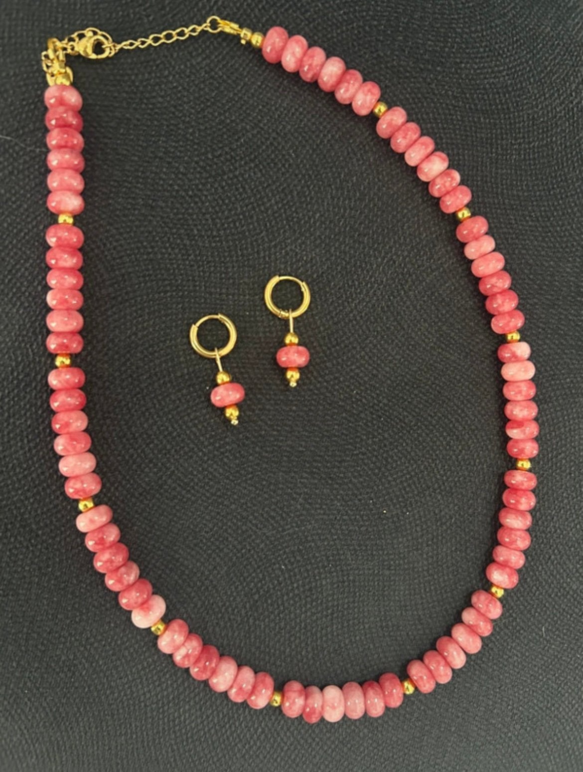 Ketting en oorbellen Aardbeienkwarts, Sieraden, Tassen en Uiterlijk, Kettingen, Overige materialen, Nieuw, Verstelbaar, Ophalen of Verzenden