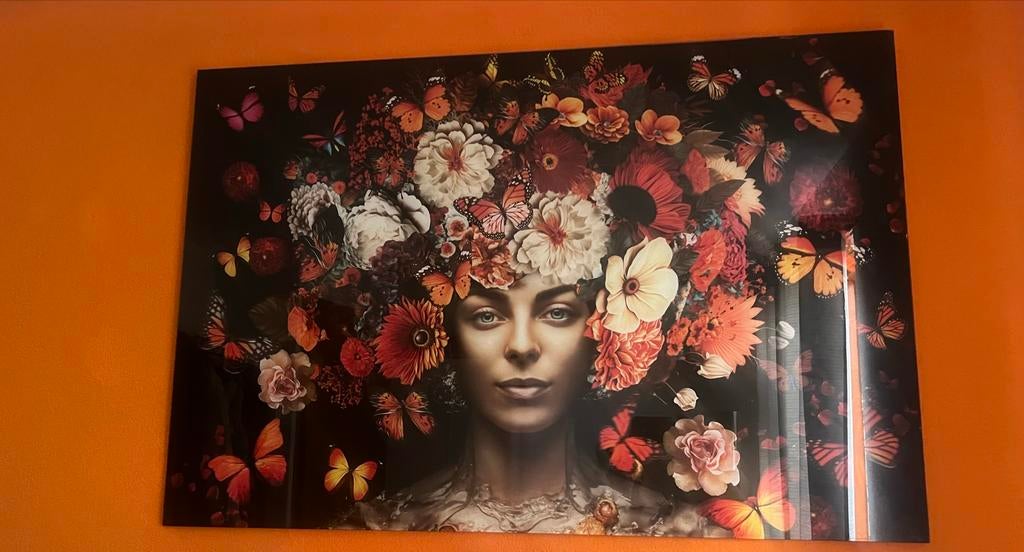 Plexiglas schilderij vrouw met bloemen en vlinders, Ophalen of Verzenden