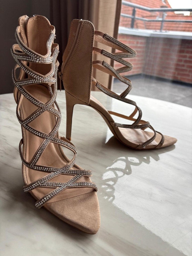 Jenny Fairy elegante hakken, maat 38, Beige, Ophalen of Verzenden, Schoenen met hoge hakken, Onbekend