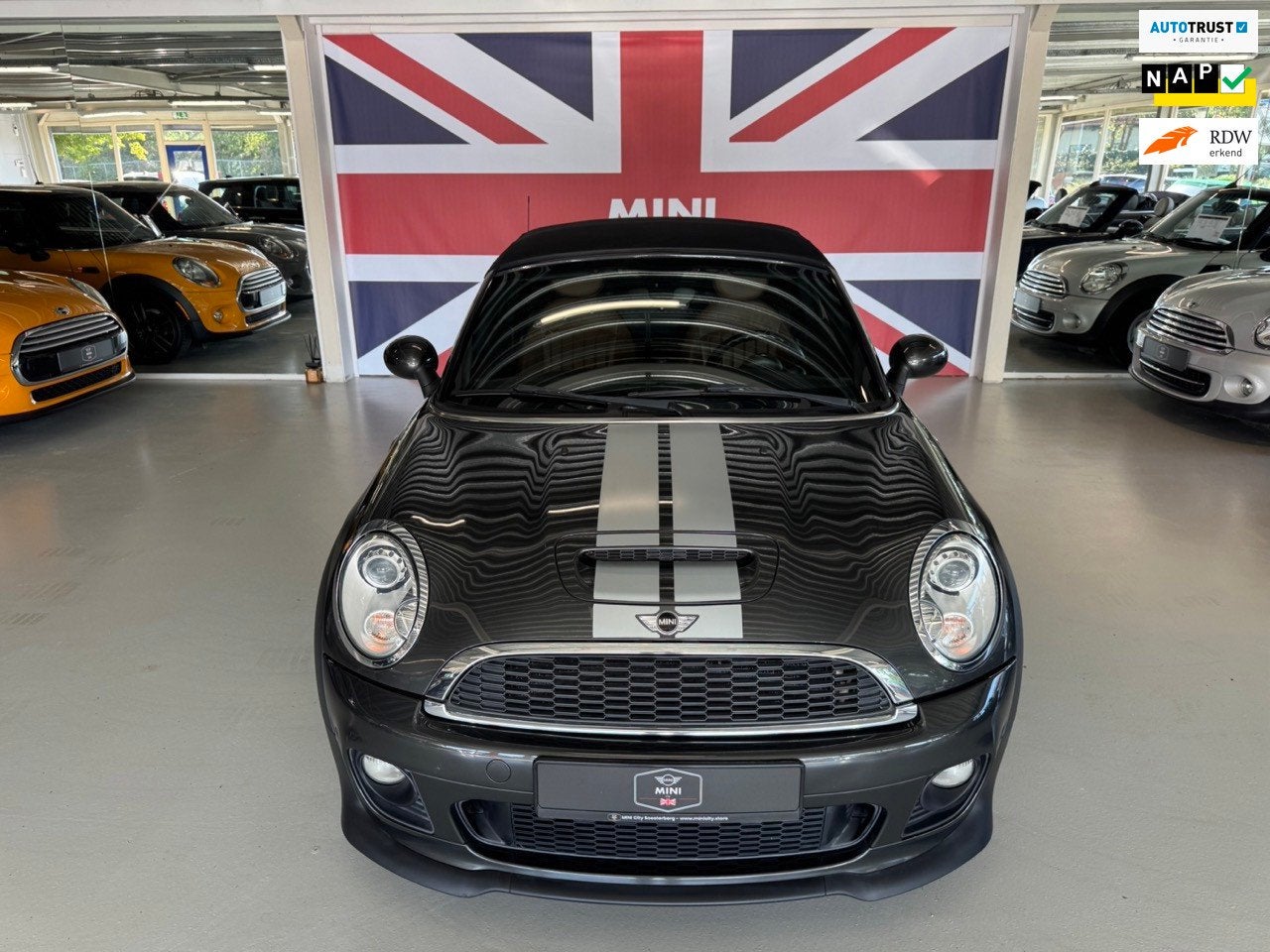 Mini Roadster 1.6 Cooper S ( 6 MAANDEN GARANTIE ), Auto's, Voorwielaandrijving, Gebruikt, 4 cilinders, Cabriolet