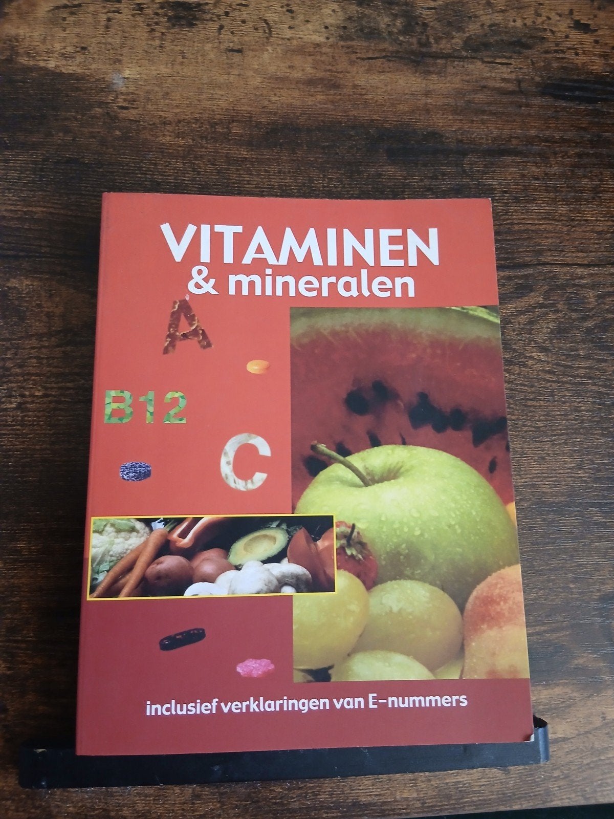 Vitaminen & Mineralen - Leef lang en gezond, Boeken, Ophalen of Verzenden, Zo goed als nieuw