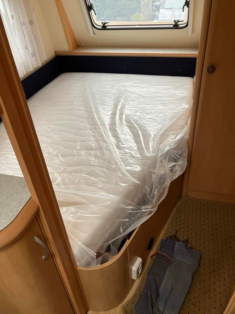 Nieuw Frans koudschuim matras 18cm, Ophalen of Verzenden, Overige maten, Matras, 200 cm