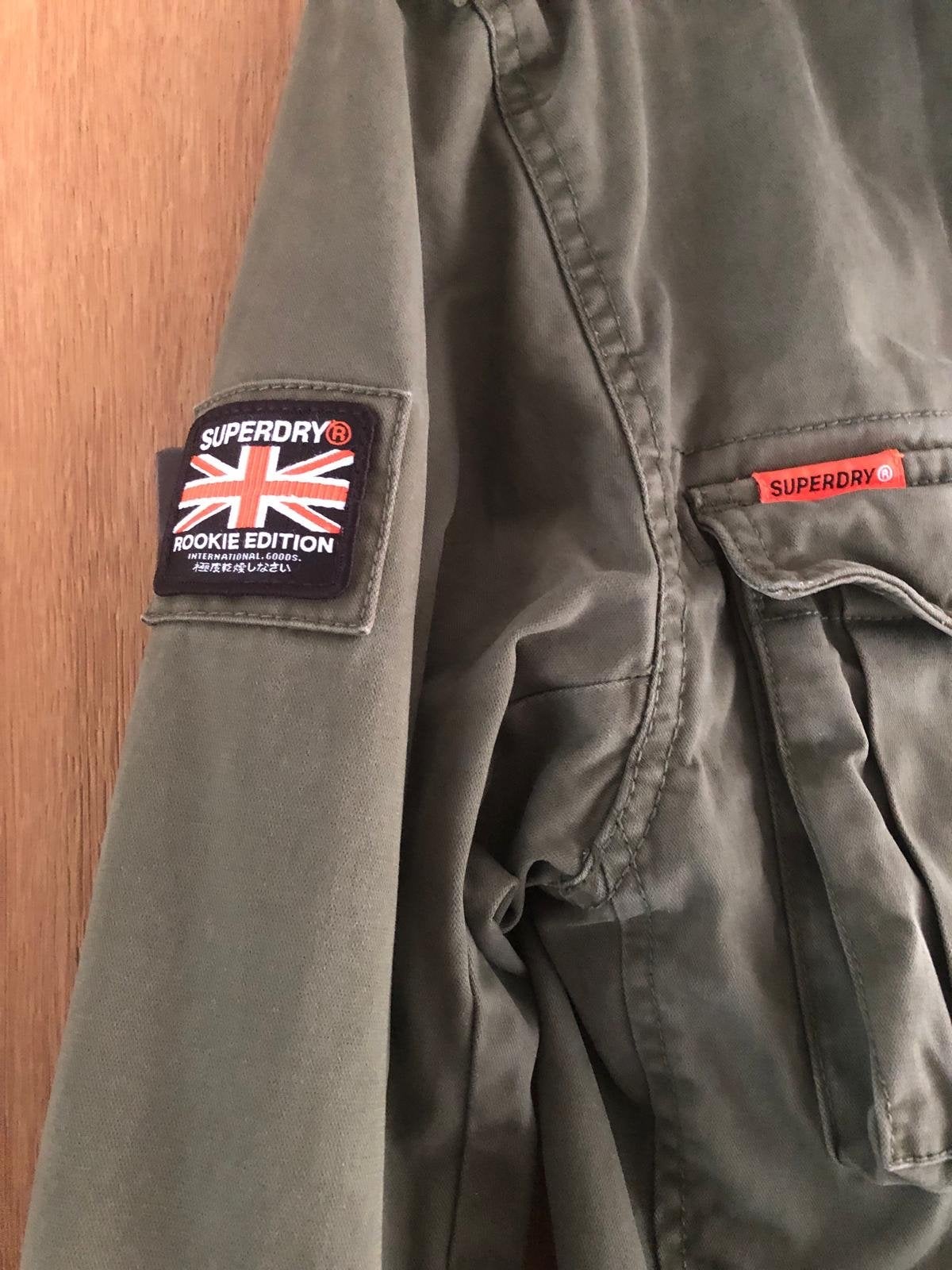 Superdry Rookie Edition Militair Jas Maat M, Kleding | Heren, Ophalen, Zo goed als nieuw, Maat 48/50 (M), Groen