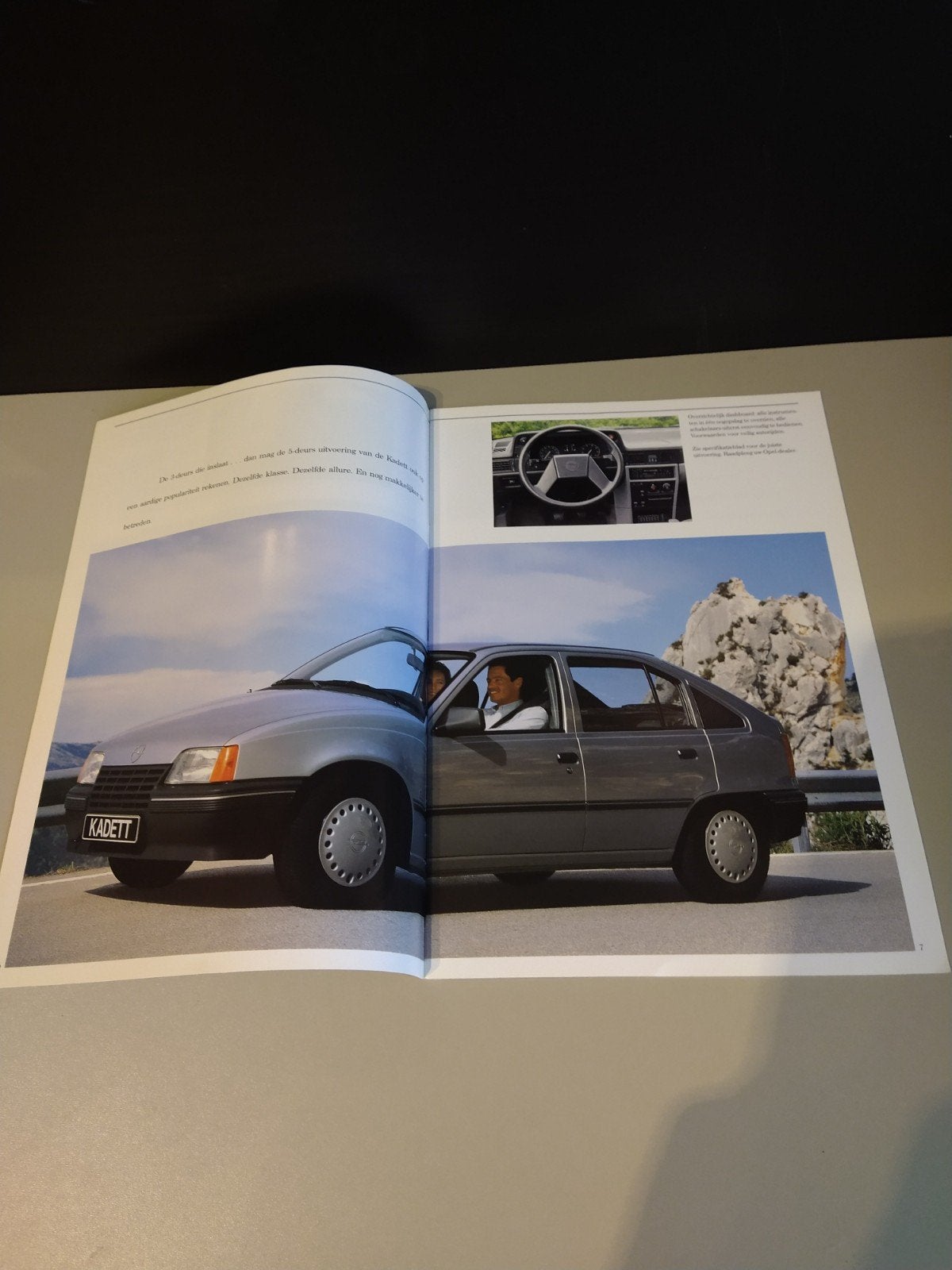 Opel Kadett E Brochure - Origineel uit de jaren '80, Ophalen of Verzenden, Gelezen, Opel