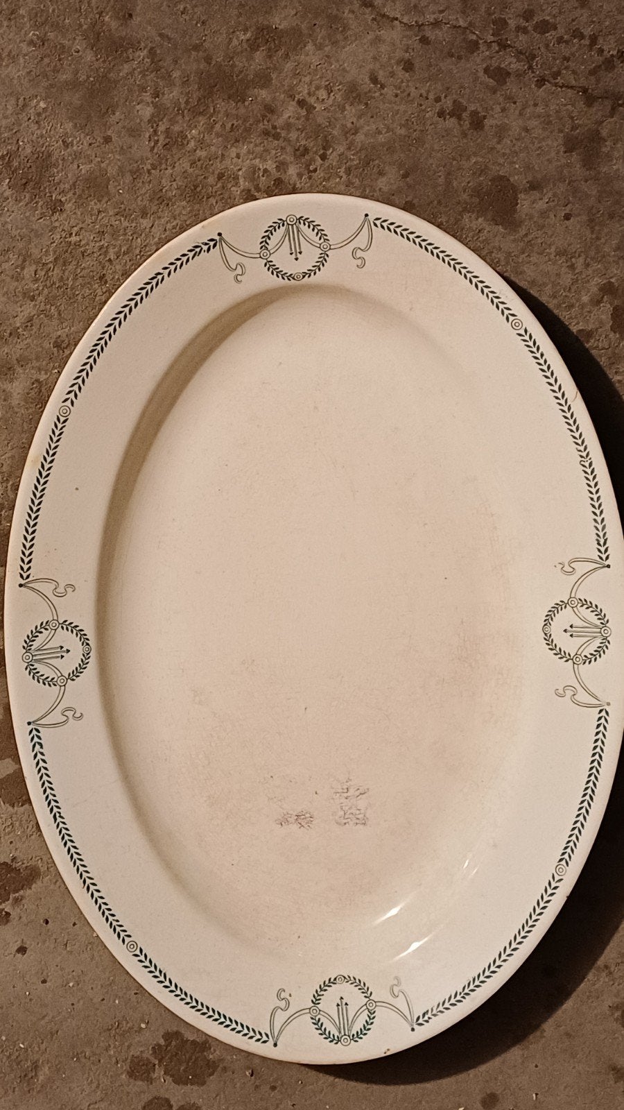 Ovale schotel van Petrus Regout Empire 50x35cm met decoratie, Antiek en Kunst, Ophalen