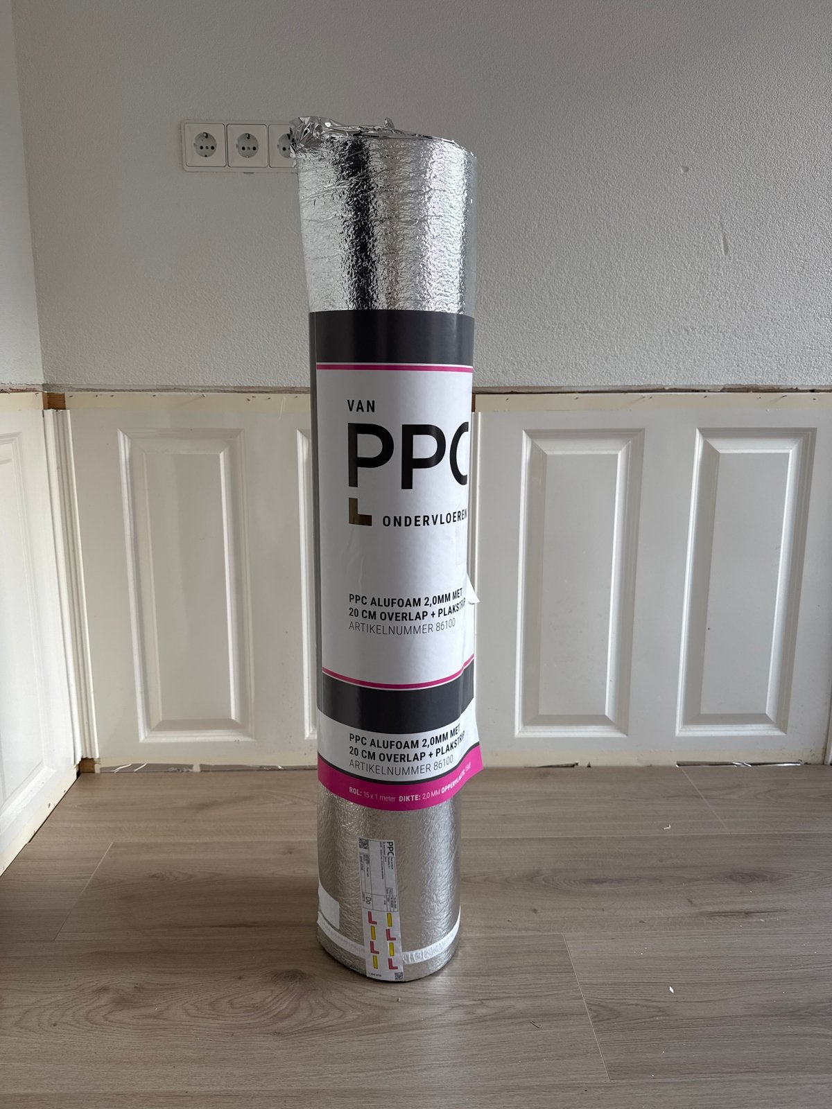 PPC Aluschuim Ondervloer 2.0mm met 20cm overlap + plakstrip, Overige materialen, 10 tot 15 m², Nieuw, Vloerisolatie