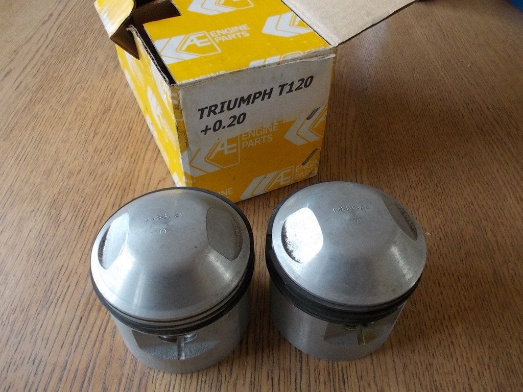 Triumph T120 Zuigers 650 +0,20  & +0,80, Motoren, Onderdelen | Oldtimers, Ophalen of Verzenden, Nieuw