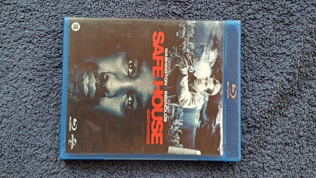Safe House "Blu Ray", Ophalen of Verzenden, Zo goed als nieuw