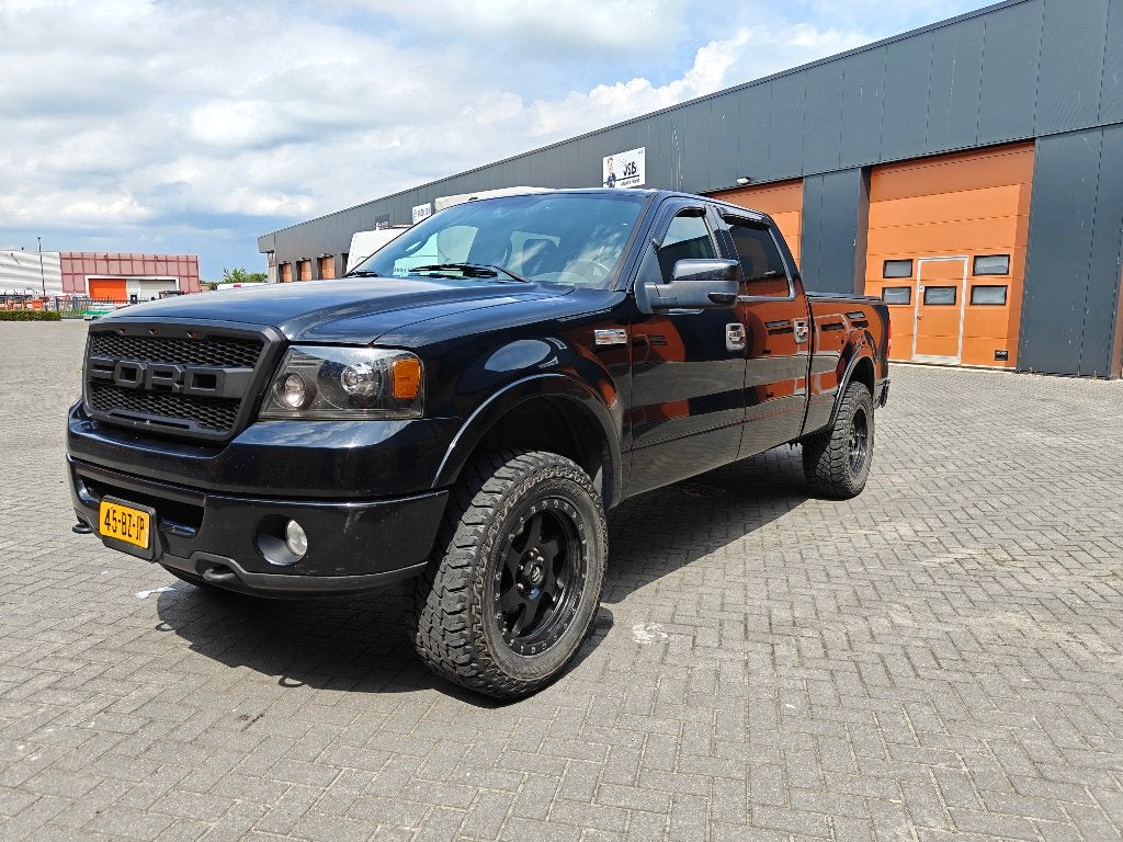 Ford F-150 Lariat 5.4 V8 LPG – Youngtimer F150 pick up BTW, Auto's, Automaat, Zwart, Bedrijf, Vierwielaandrijving