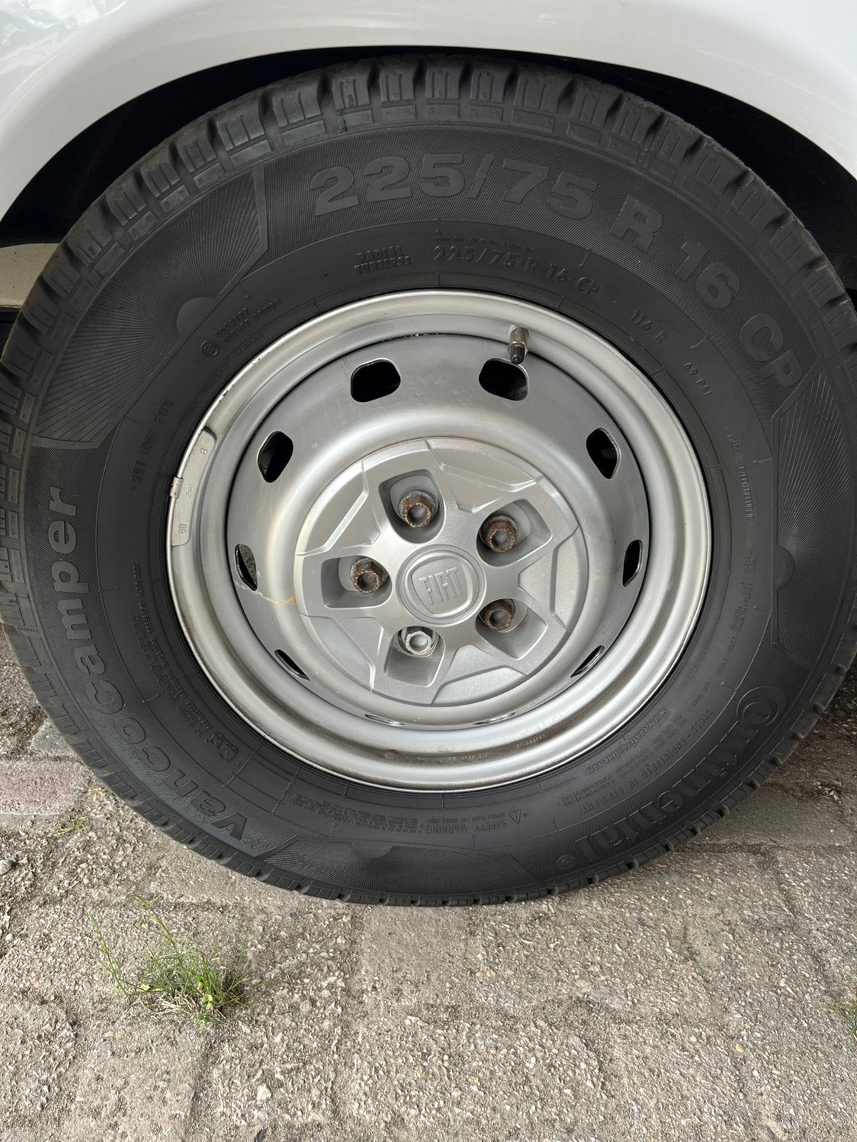 Ik zoek  5 x 118 6J 16 ET68 reserve velg/band, Ophalen