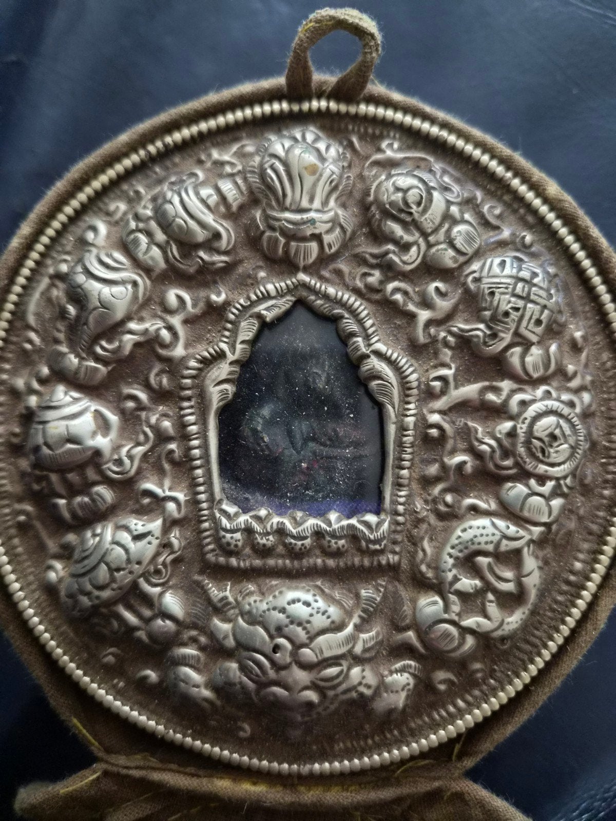 Zilveren Boeddha Medaillon met Koperen Achtergrond, Ophalen of Verzenden