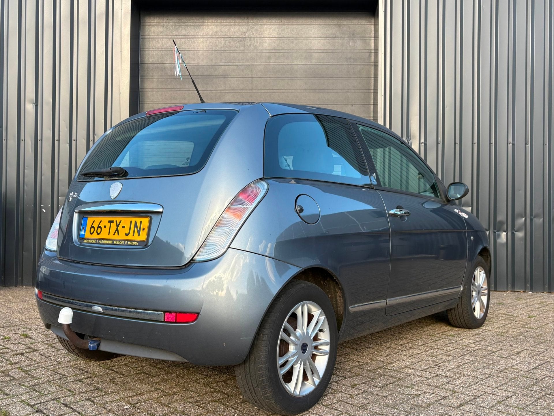 Lancia Ypsilon 1.4 Oro-Airco-LEES TEKST, Auto's, Voorwielaandrijving, Stof, Gebruikt, 31 €/maand
