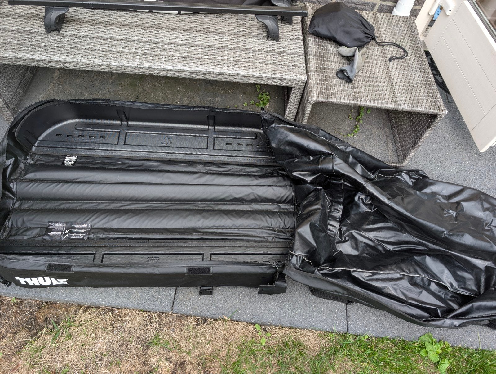 Thule Ranger 90 opvouwbare dakkoffer met dakdragers, Ophalen, Gebruikt