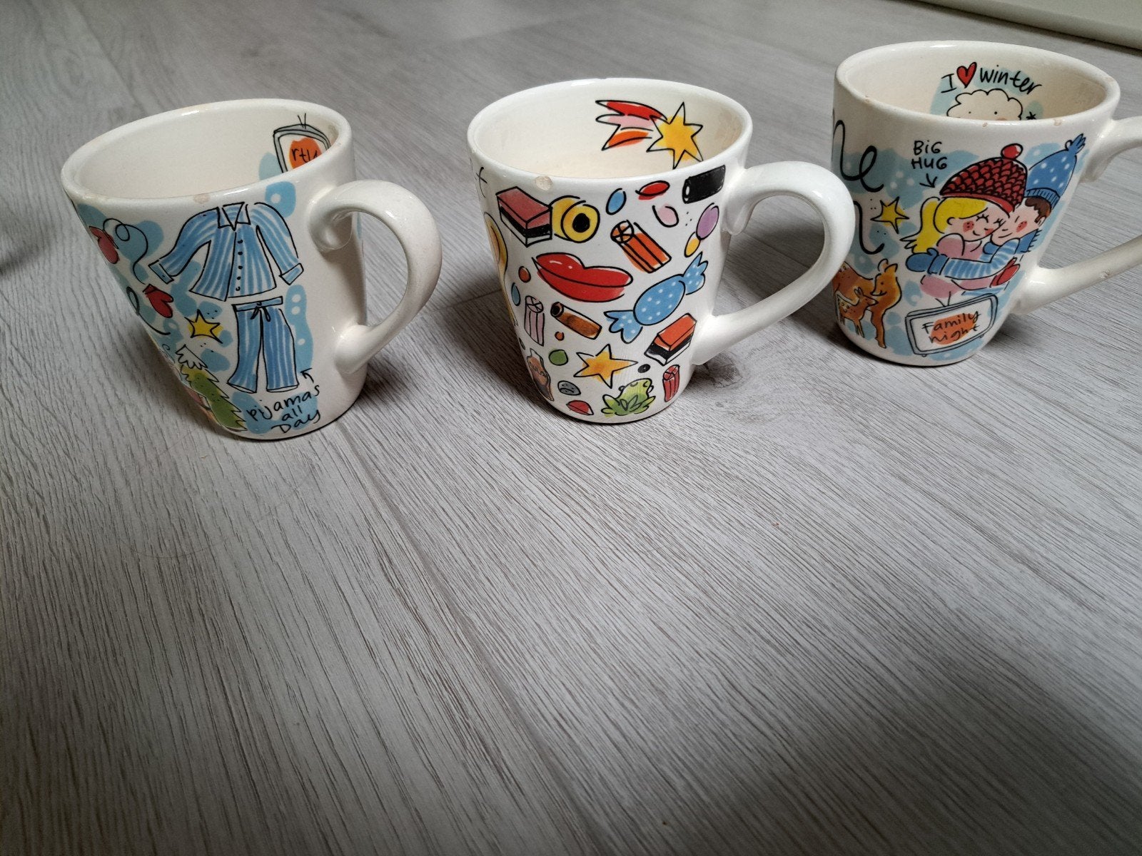 Blond Amsterdam servies: 3 mokken, 3 kommen en theepot, Huis en Inrichting, Ophalen, Gebruikt, Kom(men), Aardewerk