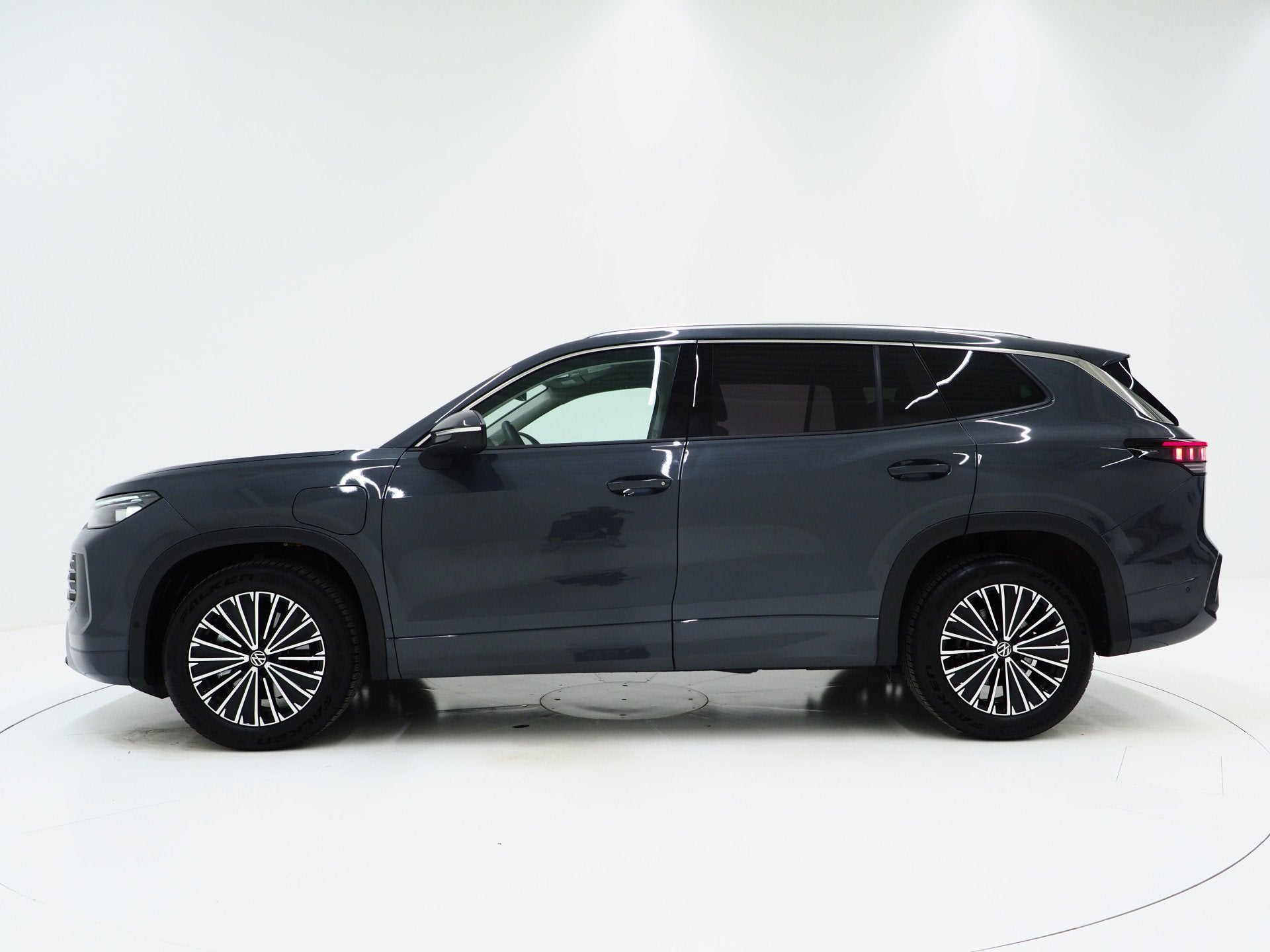 Volkswagen Tayron 1.5 eHybrid Elegance 204PK | Leder/Alcanta, 4 cilinders, Automatische klimaatregeling, Plug-in hybride, Bedrijf