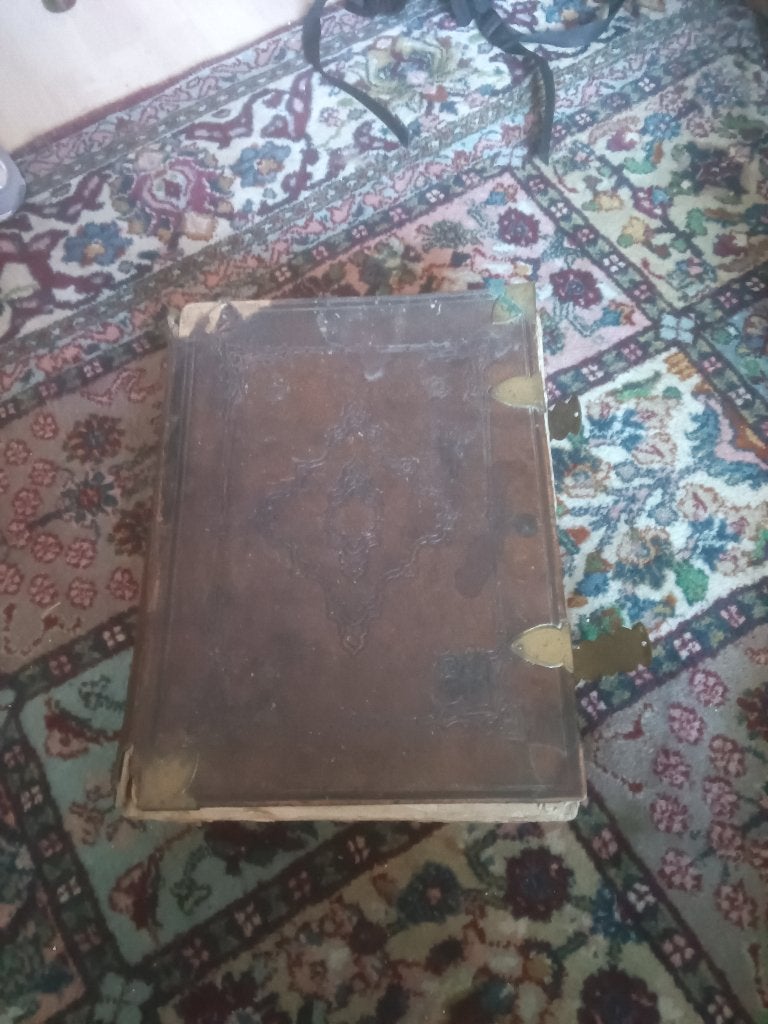 Oude gebruikte bijbel, Ophalen of Verzenden, Gelezen, Christendom | Katholiek