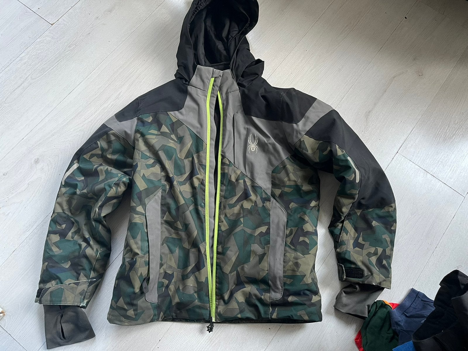 Spyder winterjas / ski jas maat 164, Ophalen of Verzenden, Zo goed als nieuw, Jongen, Jas