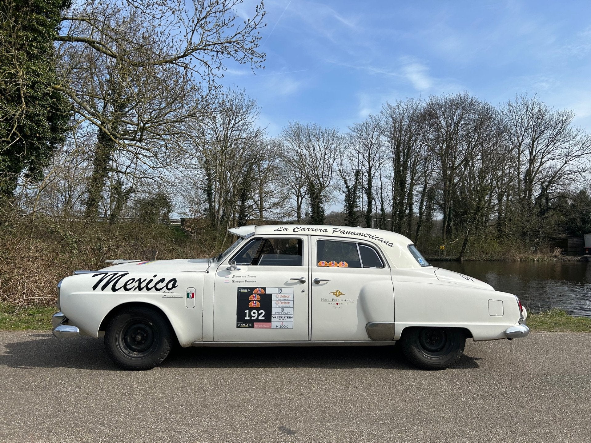 Studebaker Land cruiser Rallye Carrera Panamerica (bj 1950), Dealer onderhouden, Stof, 4 stoelen, Wit