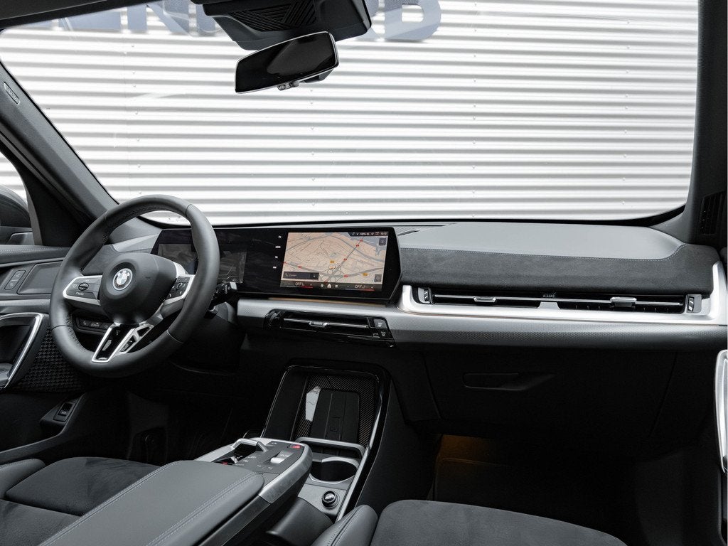 BMW X1 xDrive25e M-Sport - Premium Pack - Camera - Stoelverw, Auto's, BMW, 12 maanden, Gebruikt, Bedrijf, Hybride Elektrisch/Benzine