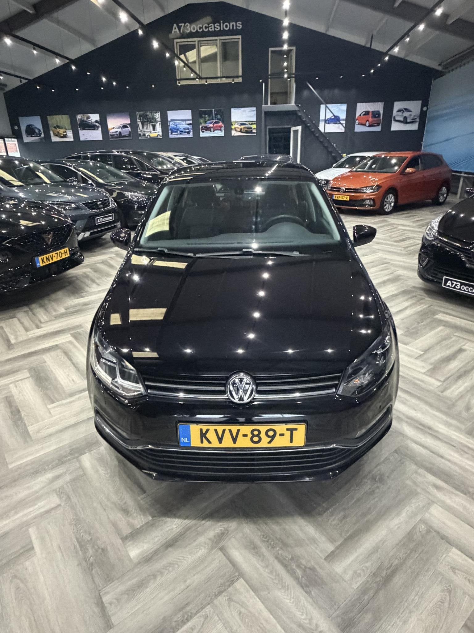 Volkswagen Polo 1.0 Comfortline STOELVERWARMING, Stof, Gebruikt, Euro 6, Zwart