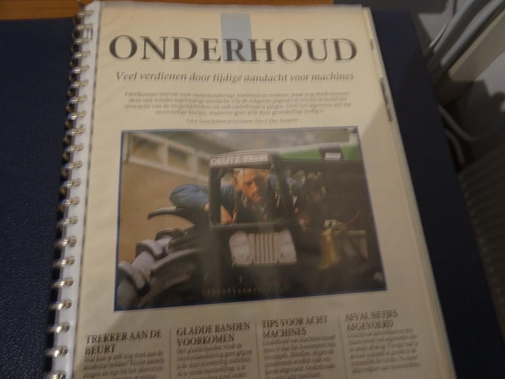 Handige tips over trekker en machines uit de boerderij, Ophalen of Verzenden, Zo goed als nieuw, Folder
