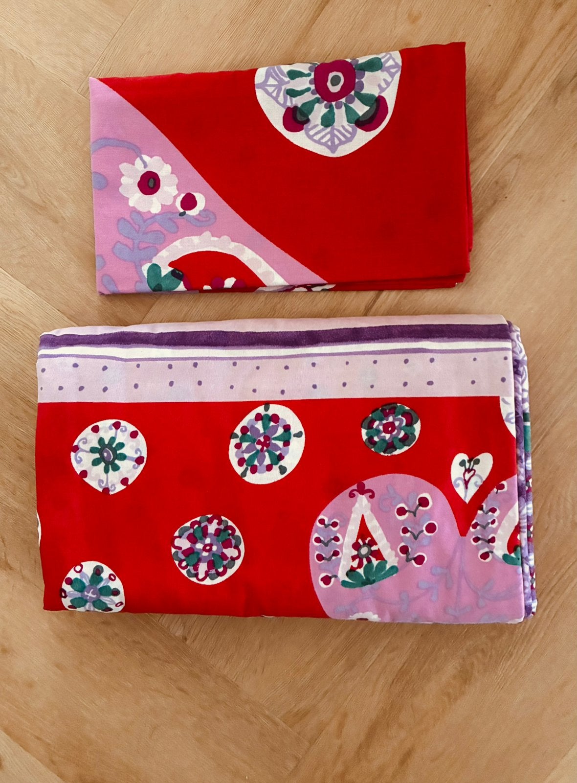 Dekbedovertrek + sloop rood / lila 140x200/22O - CINDERELLA, Ophalen of Verzenden, Zo goed als nieuw, Cinderella, Wasbaar