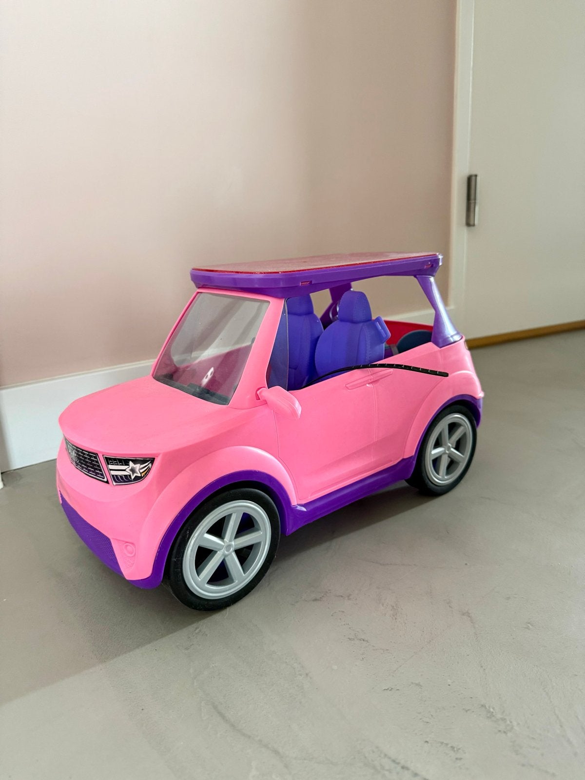 Barbie Auto big city big dreams met accessoires, Ophalen, Zo goed als nieuw