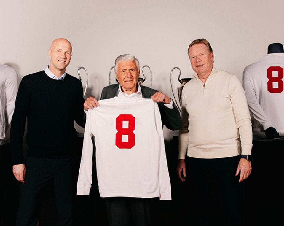 Ajax Retro shirt Sjaak swart shirt -Giftbox, Ophalen of Verzenden, Zo goed als nieuw, Ajax, Shirt