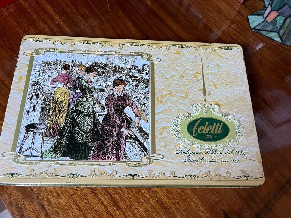 Vintage Feletti 1882 Blikken Doos - Italiaanse Chocolade, Verzamelen, Blikken, Ophalen of Verzenden, Gebruikt, Koek(jes), Overige merken