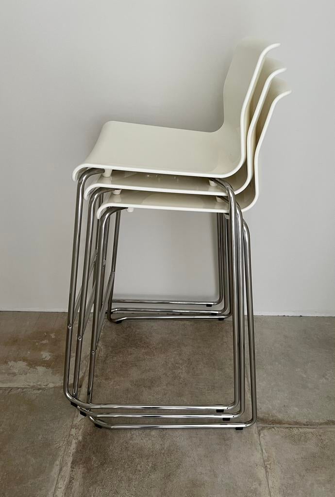 Barkruk kunststof wit Ikea Glenn, Huis en Inrichting, Barkrukken, Ophalen, Gebruikt, Met voetsteun, 60 tot 90 cm