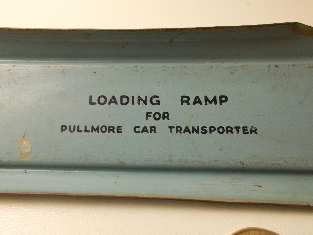 1955 Dinky Toys 794 LOADING RAMP PULLMORE CARTRANSPORTER (A), Ophalen of Verzenden, Gebruikt, Bus of Vrachtwagen, Dinky Toys