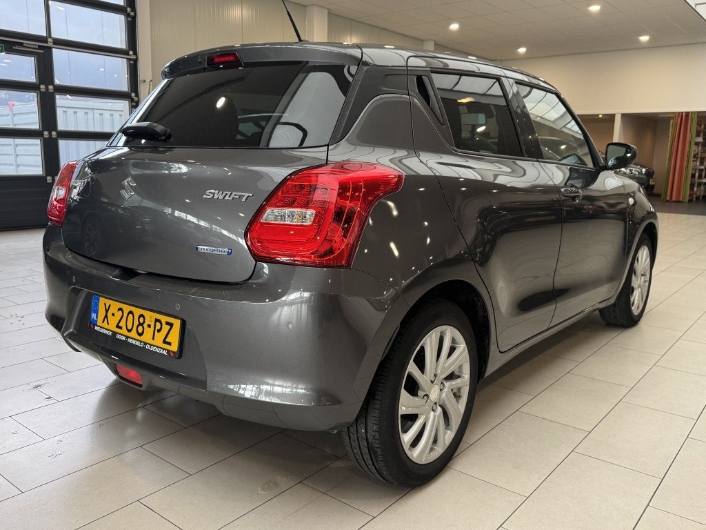 Suzuki Swift 1.2 Select SmartHybride [ CARPLAY I CAMERA I AD, Auto's, Suzuki, 83 pk, Stof, Gebruikt, 4 cilinders