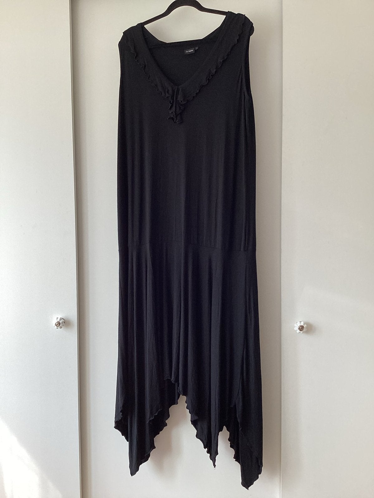 Zwarte X-two jurk met ruches, maat 46/48, Ophalen of Verzenden, Zo goed als nieuw, Zwart, Jurk