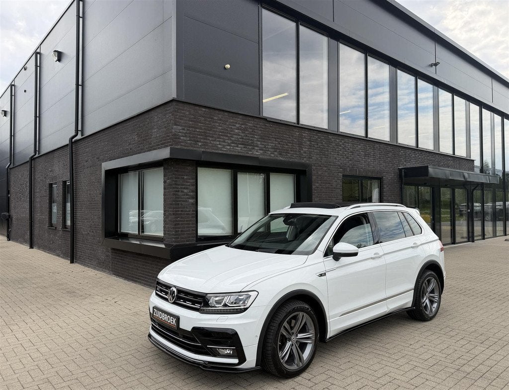 Volkswagen Tiguan 2.0 TSI 4Motion DSG Vol optie! Pano! Leer!, Automaat, Gebruikt, 4 cilinders, 1984 cc