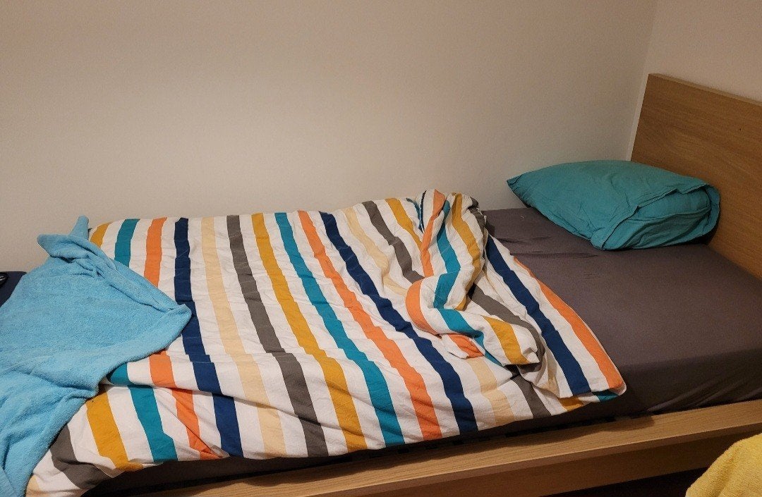 IKEA MALM Bedframe met lattenbodem, 90x200 cm, Ophalen, 90 cm, Zo goed als nieuw, 200 cm