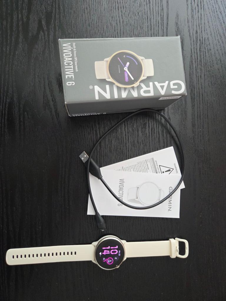 Garmin Vívosmart 6 GPS Smartwatch, Sieraden, Tassen en Uiterlijk, Sporthorloges, Nieuw, Android, Wit, Afstand, Calorieverbanding