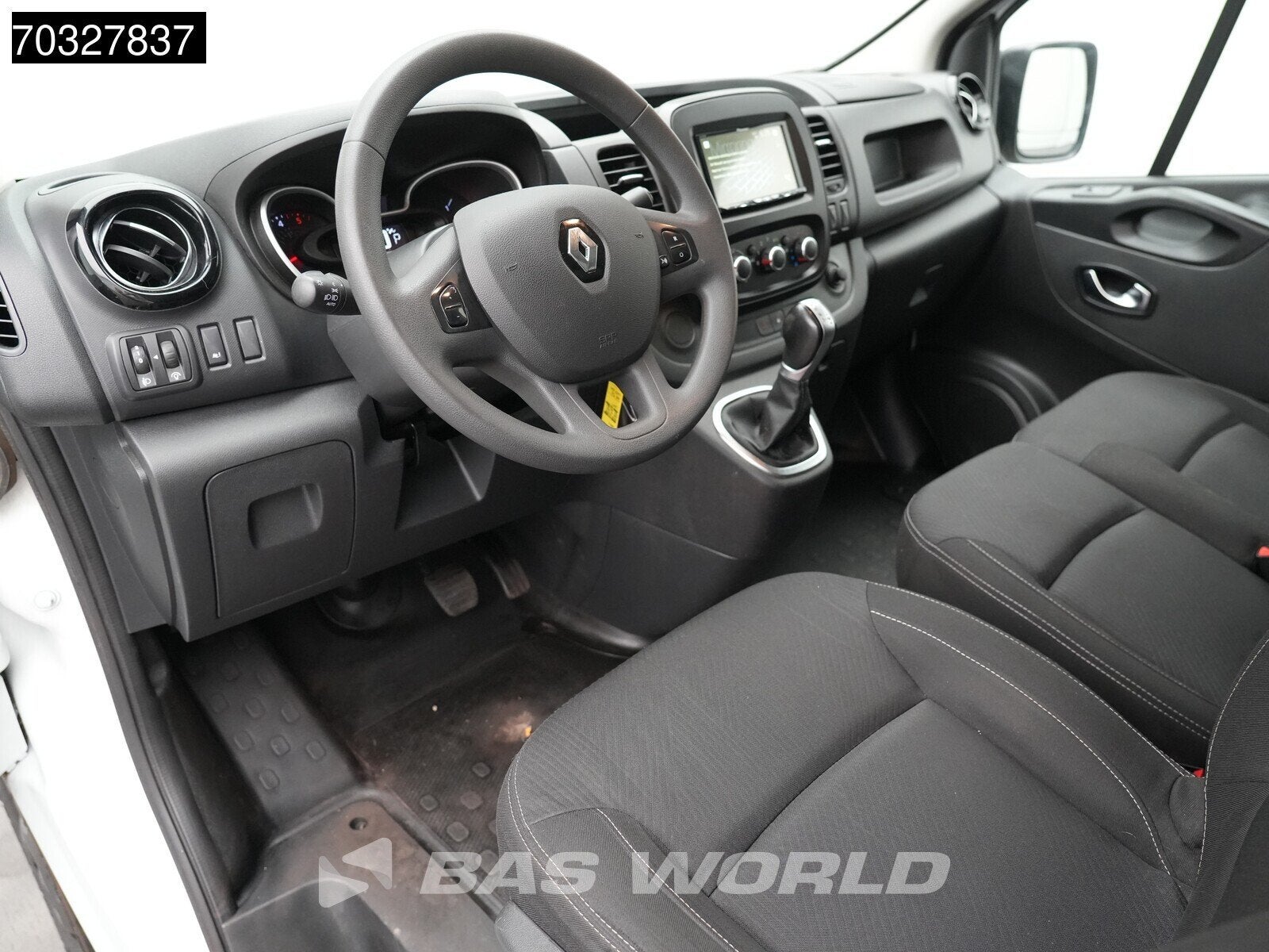 Renault Trafic 145pk Automaat L2H1 Airco Cruise Trekhaak Cam, Automaat, Stof, Gebruikt, Euro 6
