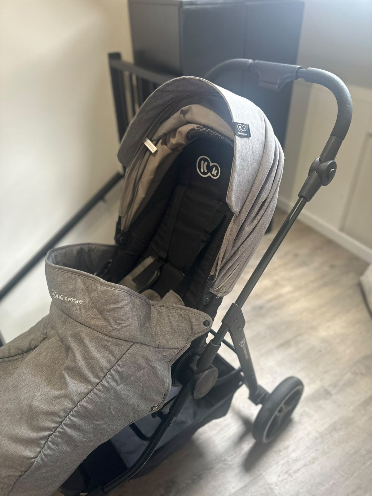 Kinderkraft kinderwagen met voetenzak en zonnekap, Ophalen of Verzenden, Gebruikt, Overige merken, Voetenzak
