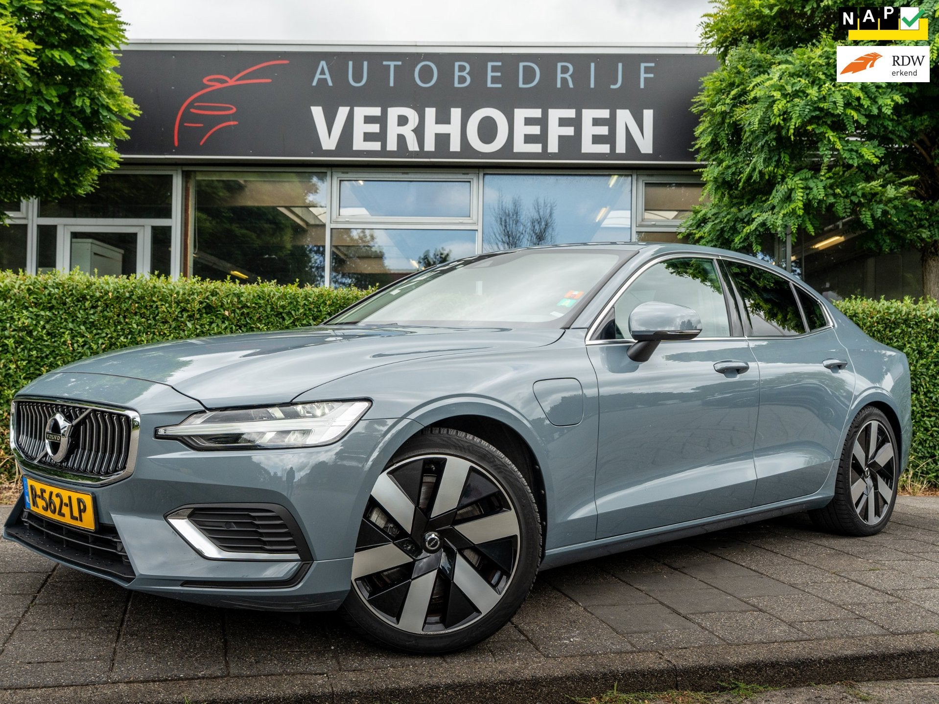 Volvo S60 2.0 Recharge T6 AWD Core - PARKEERCAMERA - AUTOMAA, Auto's, Volvo, Automaat, Dealer onderhouden, Gebruikt, 4 cilinders