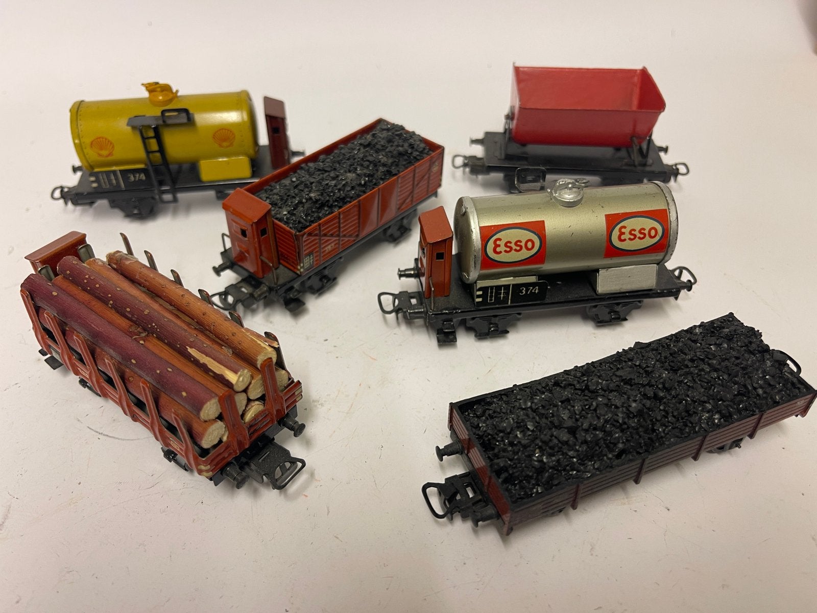 ** COLL. ITEMS ** 5x Märklin UIT DE 40er JAREN !! **, Wisselstroom, Wagon, Ophalen of Verzenden, Zo goed als nieuw