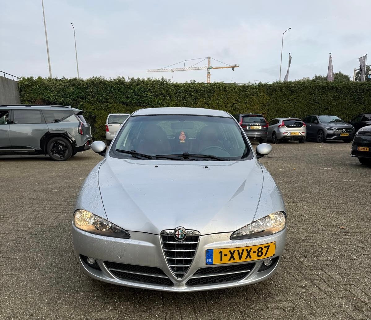 Alfa Romeo 147 1.6 T.spark 16V 88KW 5DR 2008 Grijs, Auto's, Voorwielaandrijving, 1195 kg, 4 cilinders, 400 kg
