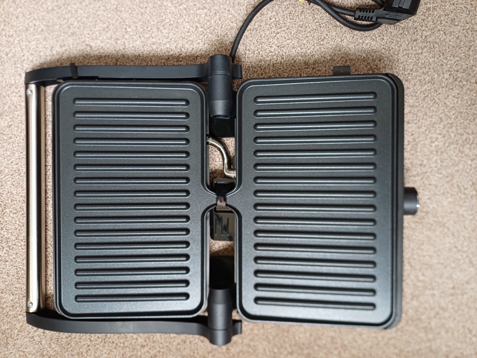 Tomado contact grill TGC3001S.  NIEUW, Witgoed en Apparatuur, Ophalen of Verzenden, Nieuw